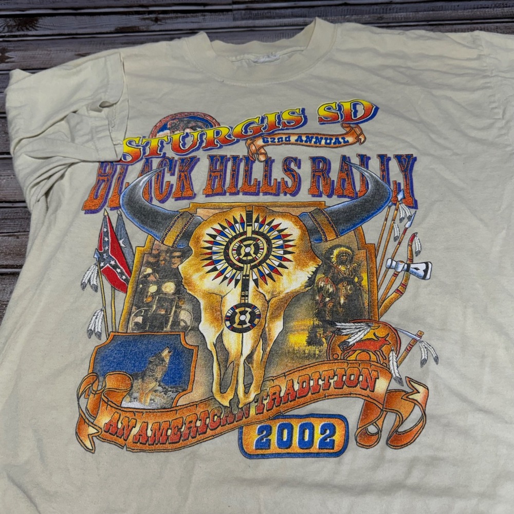 Sturgis Black Hills Rally T-Shirt Mens XL Tan 2002 Biker Graphic Tee